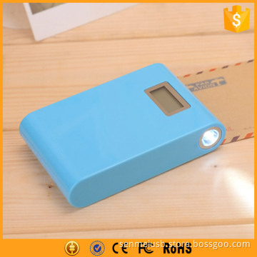 Handheld LCD display power bank 8800mah with LED strong torch